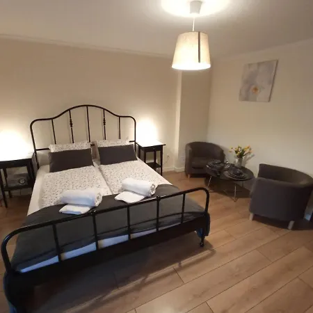 B&B Dom Na Klonowym Wzgorzu 3*