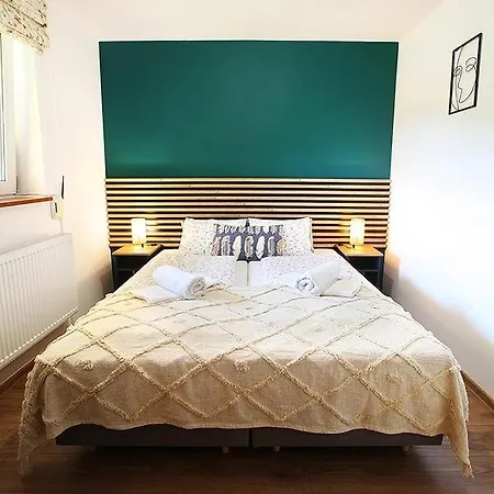 B&B Dom Na Klonowym Wzgorzu 3*