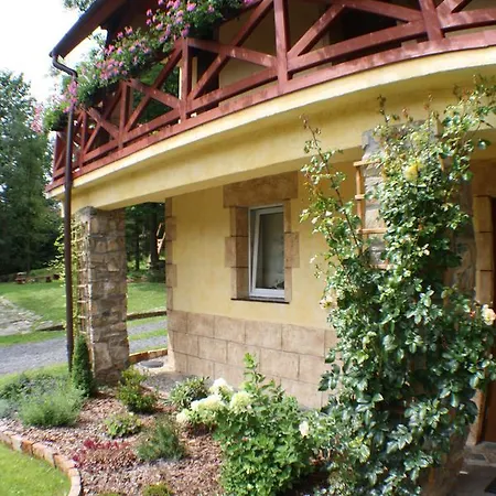 Dom Na Klonowym Wzgorzu B&B Stronie Śląskie