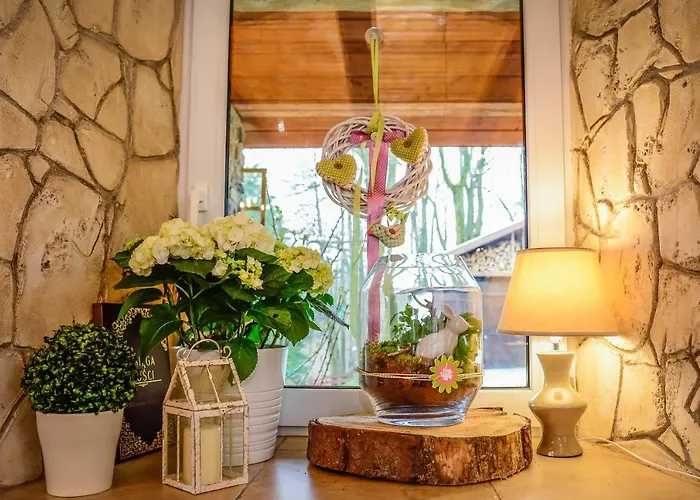 Dom Na Klonowym Wzgórzu 3*